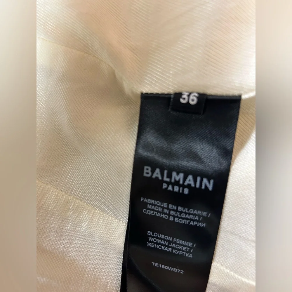 Balmain
belted wool jacket - Picture 12 of 15